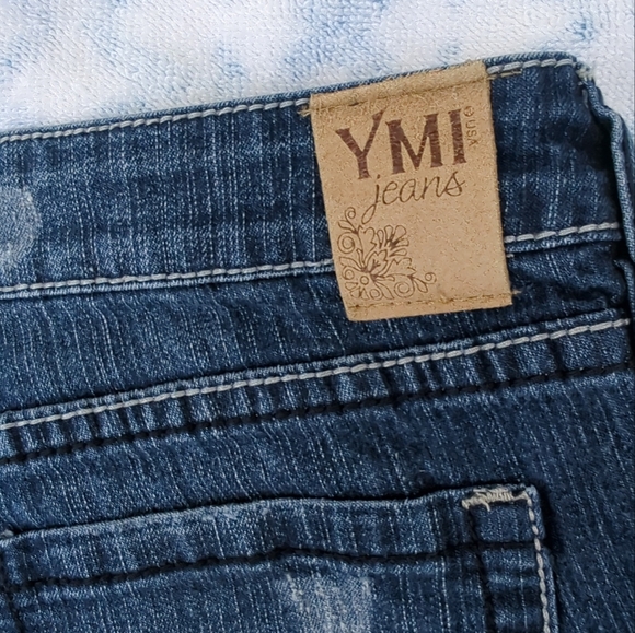 YMI Jeans Womens Jean Midi Shorts Distressed Size 9 Super Stretch Blue Denim - Picture 4 of 12